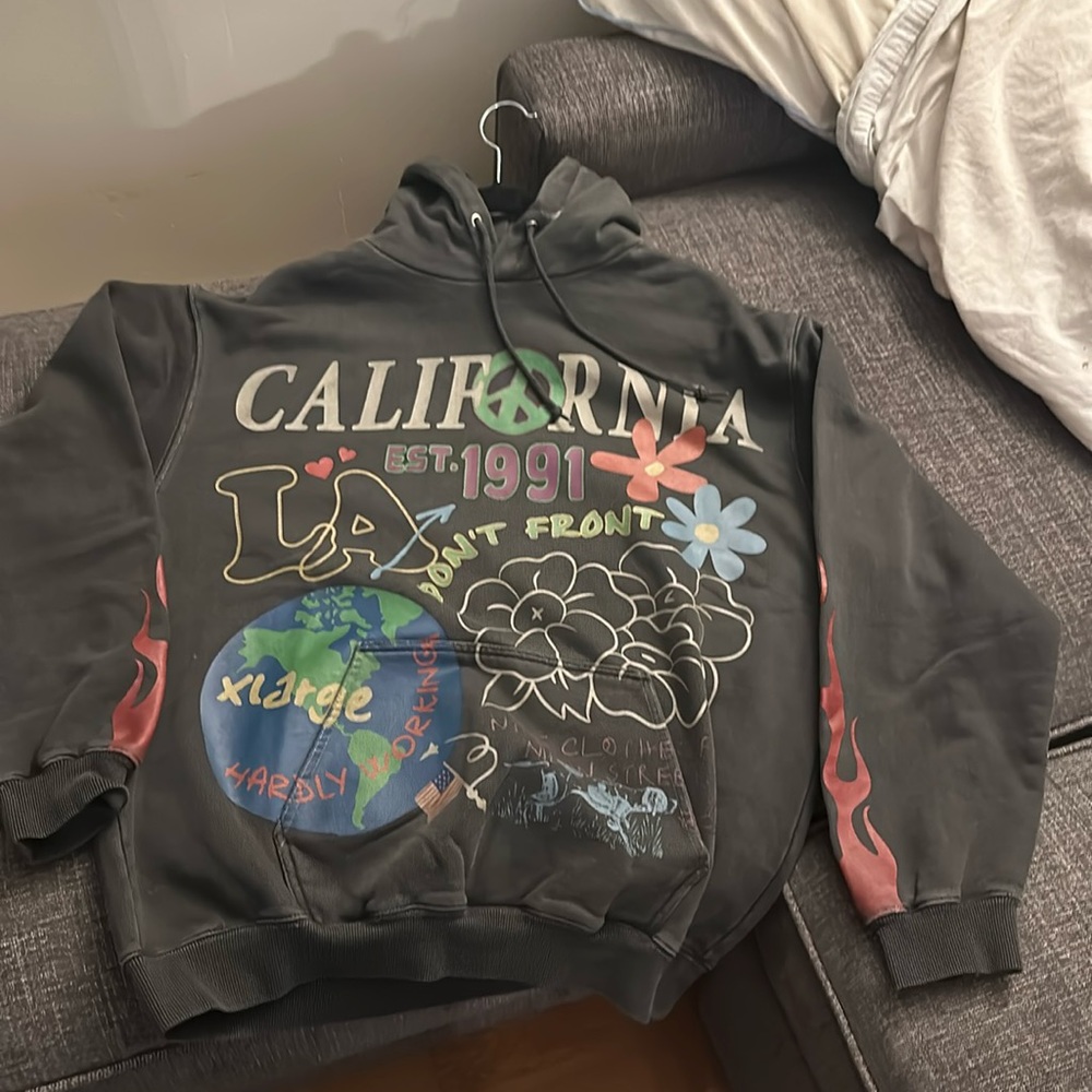 I am selling an Xlarge hoodie